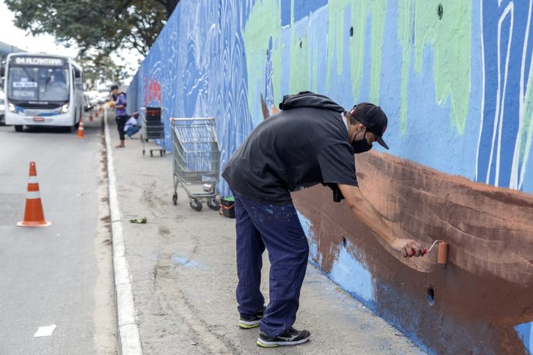 São Gonçalo inicia revitalização de viadutos com grafite