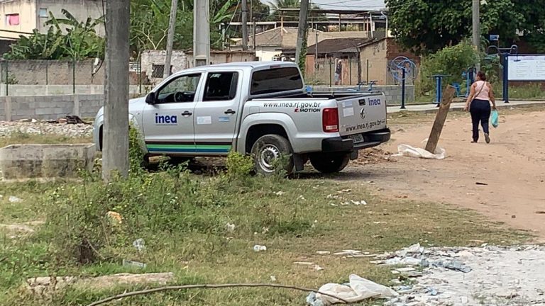Carro roubado é recuperado em São Gonçalo