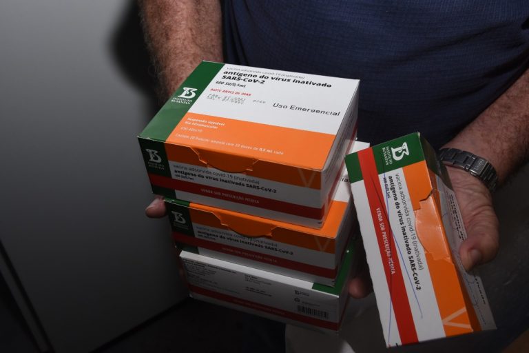 Maricá recebe mais 3.800 doses de vacinas contra a Covid-19