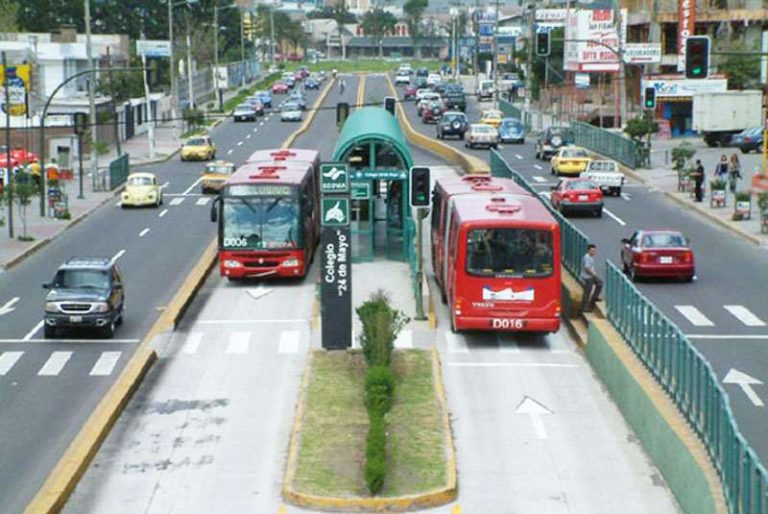 Governador lança pacote que vai criar corredor de ônibus em São Gonçalo