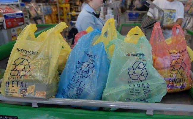 Comércios não poderão mais cobrar pela sacola plástica em São Gonçalo