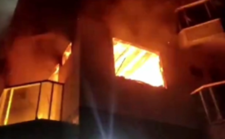 PMs resgatam idosa desacordada de incêndio em apartamento em Saquarema (Confira o vídeo)