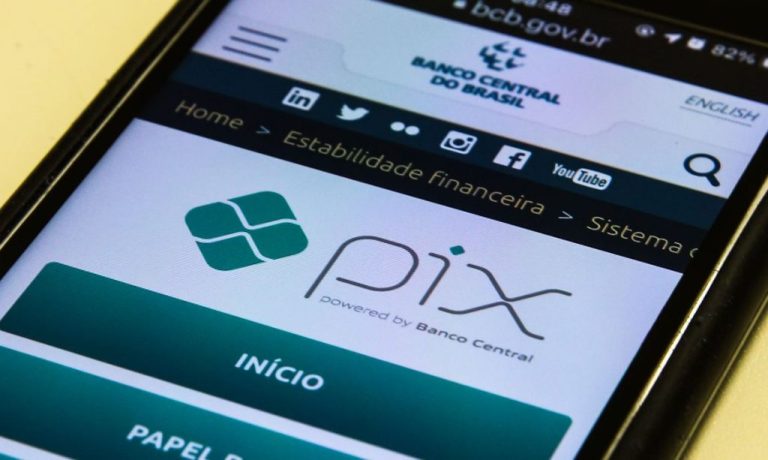 Operações do Pix passam a ter limite de R$ 1 mil