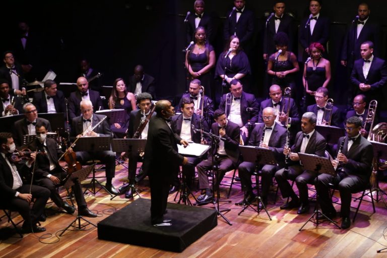 Orquestra Municipal de São Gonçalo se apresenta no Dia do Músico