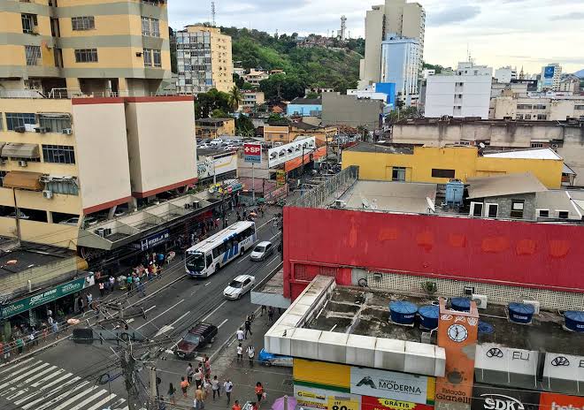 Loja de eletrodomésticos no Centro de São Gonçalo é assaltada