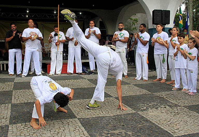 Música, artesanato e capoeira marcam 1ª edição do Viração Cultural em São Gonçalo