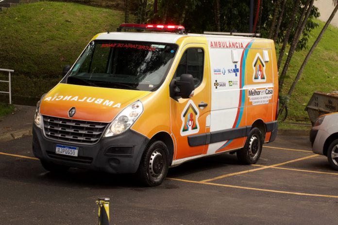Maricá recebe primeira ambulância para atenção domiciliar de saúde