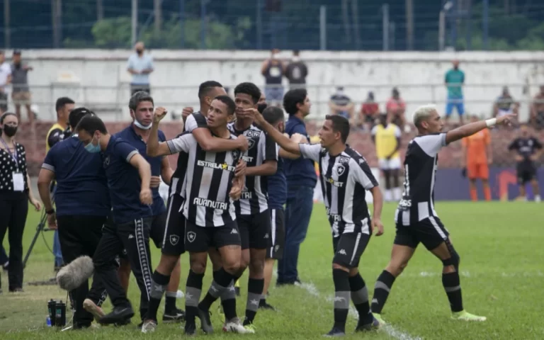 Botafogo vence Resende e vai às quartas na Copinha