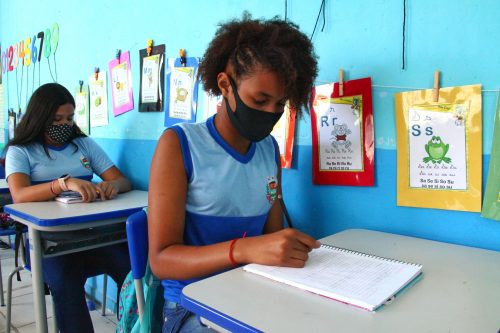 Secretaria de Educação anuncia volta às aulas em sistema híbrido em São Gonçalo