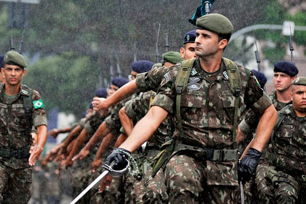 Exército Brasileiro oferece mais de mil vagas em concurso