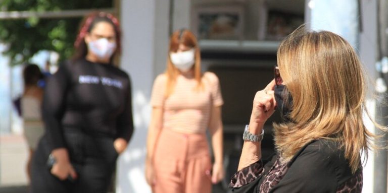 Uso de máscaras em ambientes abertos é liberado em São Gonçalo