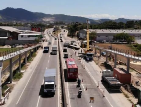 Trânsito na RJ-106 será interditado para obras em passarela de Inoã