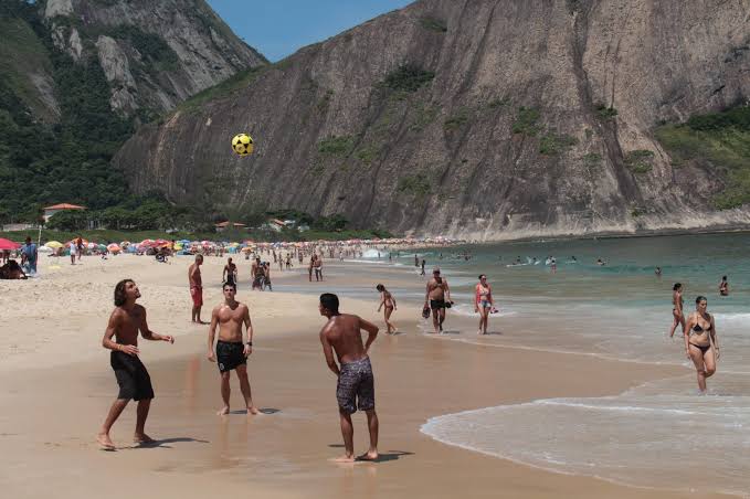 Fim de semana terá 20 praias do Rio e 11 de Niterói recomendadas ao banho