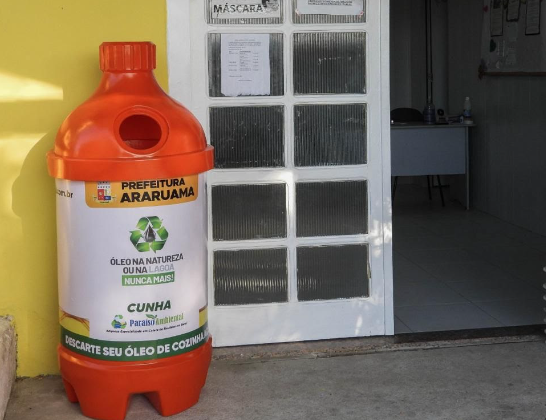 Araruama recolhe óleo de cozinha usado pelos moradores