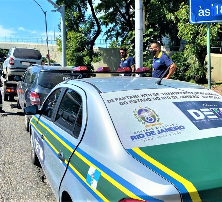 Detro apreende veículos em São Gonçalo, Rio e Baixada