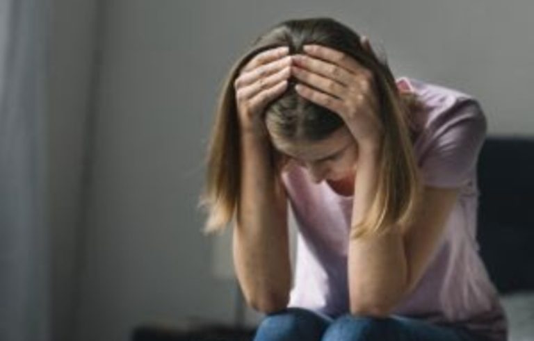 Mulheres são as mais afetadas pela depressão no Brasil
