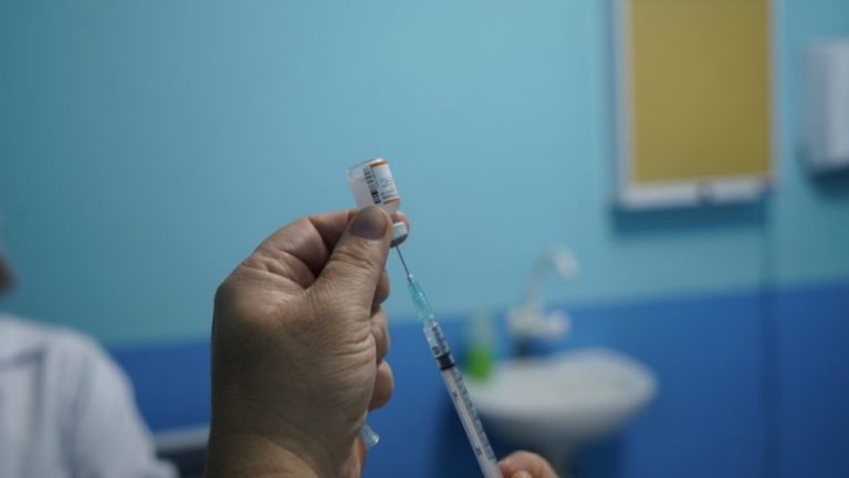 São Gonçalo começa a vacinar crianças com mais de 4 anos contra covid, a partir desta sexta (22)