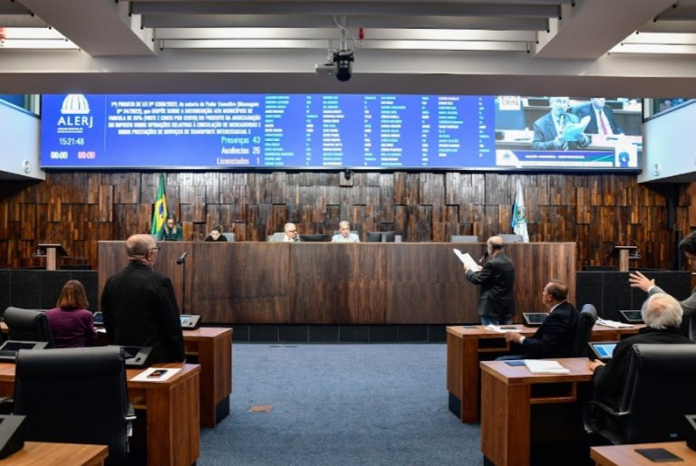 Alerj derruba 11 vetos do governador a projetos que já haviam sido aprovados pelos deputados