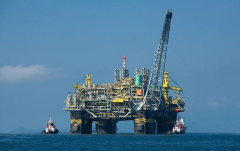 Agência entra na Justiça para São Gonçalo devolver royalties do petróleo   
