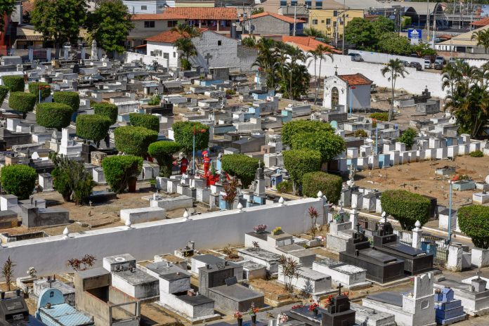 Maricá prepara cemitério municipal para ‘Dia de Finados’