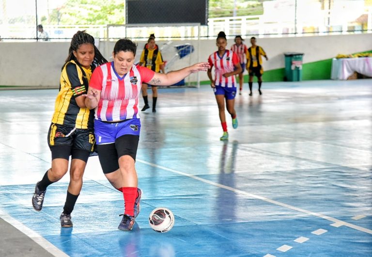 Time de Nova Iguaçu é tricampeã da Copa Maricá de Futsal Feminino