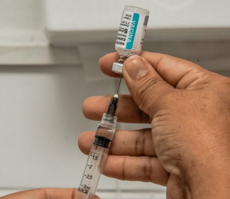 Maricá suspende vacinação contra covid-19 por falta de doses