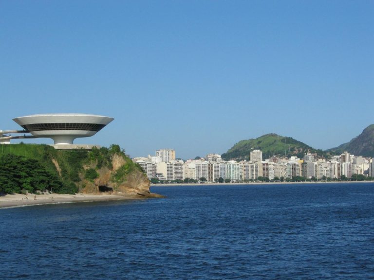 Jornada tecnológica sobre cidades inteligentes e sustentáveis ocorrerá no Caminho Niemeyer em Niterói