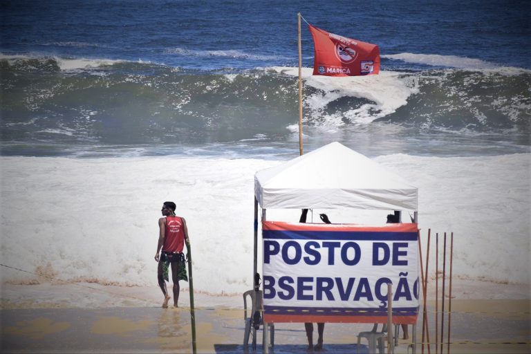 Defesa Civil emite alerta de mar agitado em Maricá nesta quarta-feira (22/02)
