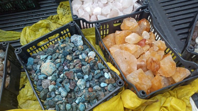 Operação Foco apreende mais de R$ 700 mil em pedras semipreciosas em Angra dos Reis