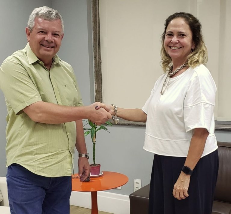 Prefeito de Niterói anuncia Anamaria Schneider como nova secretária municipal de Saúde