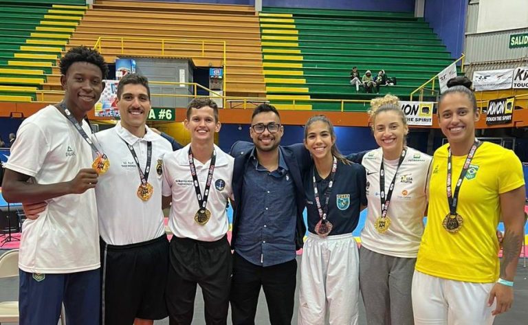 Alunos de projeto social conquistam medalhas de ouro em evento internacional de Taekwondo