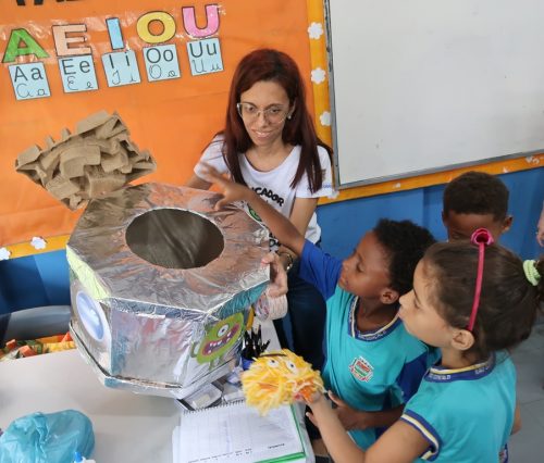 Escola municipal inova na alfabetização de alunos