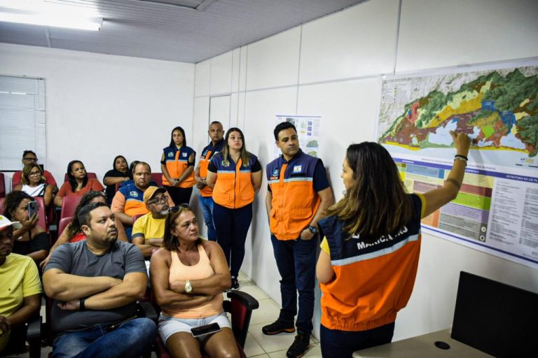 Secretaria de Proteção e Defesa Civil de Maricá promove encontro entre profissionais e voluntários