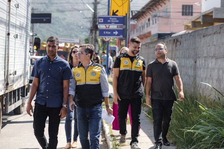 Maricá: Prefeito visita locais que vão receber intervenções de trânsito em Itaipuaçu