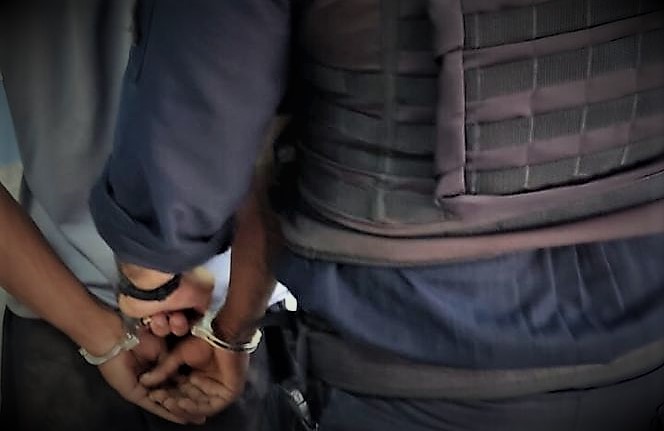 Guarda Municipal de Maricá flagra homens com drogas no Parque Linear