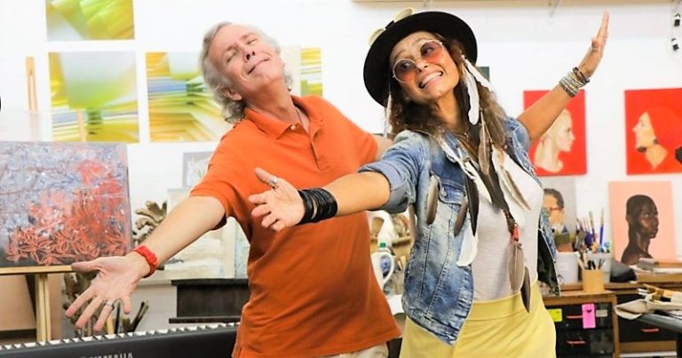 Glorinha e Renato apresentam show para toda a família na Sala Nelson em Niterói