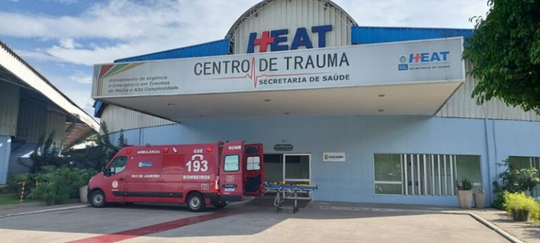 Adolescente de 12 anos é gravemente ferido a caminho da escola em São Gonçalo