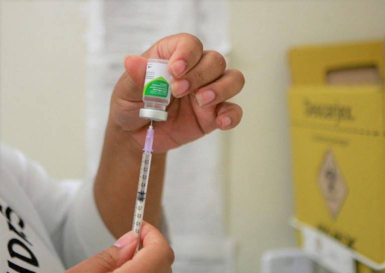 Itaboraí: Prorrogada campanha de vacinação contra Influenza para toda população a partir de seis meses de idade
