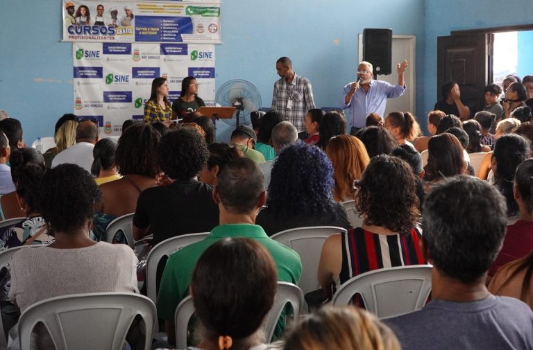 Mais de 400 pessoas iniciam curso profissionalizante em São Gonçalo