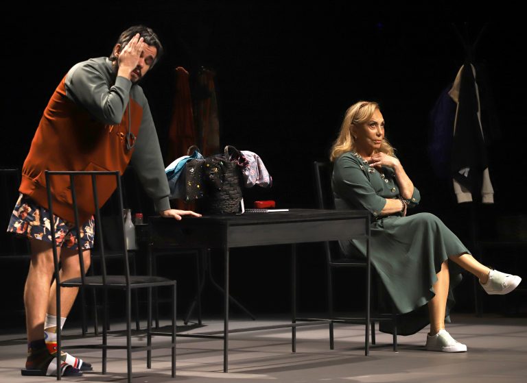 Arlete Salles traz comédia para Niterói em curta temporada na Sala Nelson em Niterói