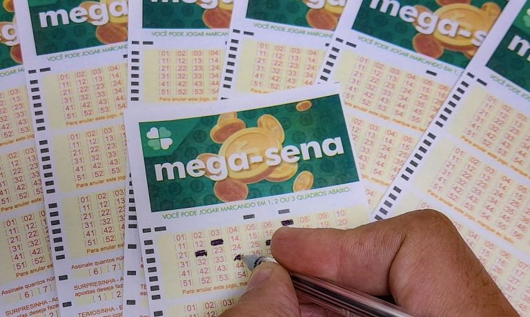 Mega-Sena pode pagar neste sábado prêmio de R$ 30 milhões