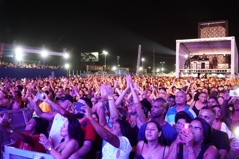 Shows do São Gonçalo Fest atraem multidão