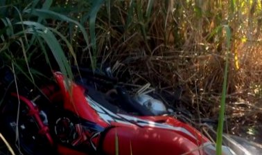Tragédia em Saquarema: Cantor de forró e funcionário do estacionamento Fly Shopping é encontrado morto após acidente de moto