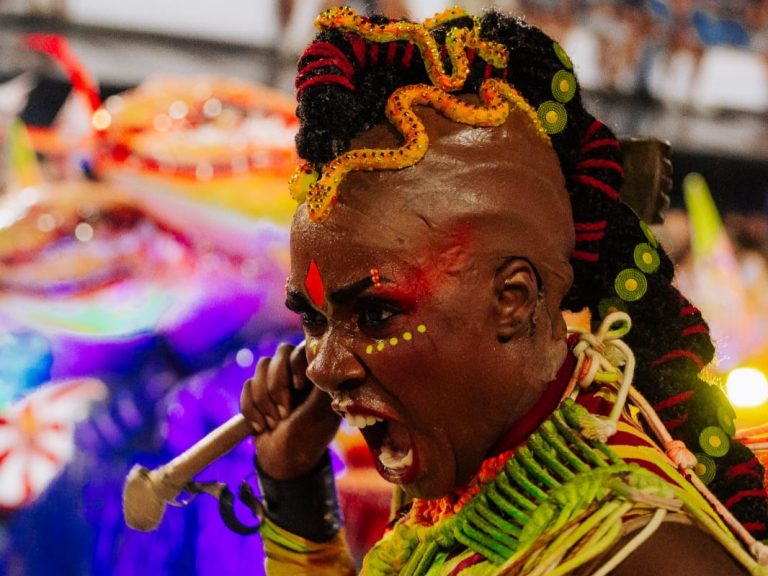 MMSG Celebra Vitória da Unidos do Viradouro e Destaca Importância da Ancestralidade Feminina no Carnaval de 2024