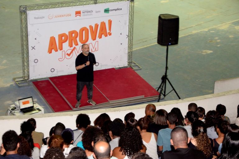 Prefeitura de Niterói abre 500 vagas para pré-vestibular Aprova Jovem