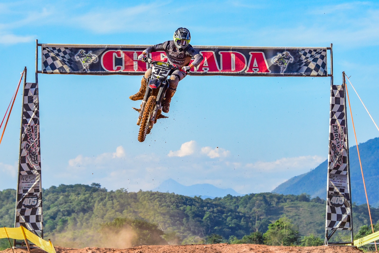 Diversão e muita adrenalina marcam Circuito de Motocross em Itaboraí