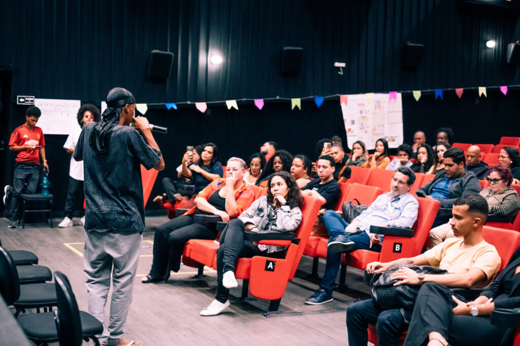 Aula Pública do Mumbuca Futuro Debate Economia Solidária como Motor da Economia