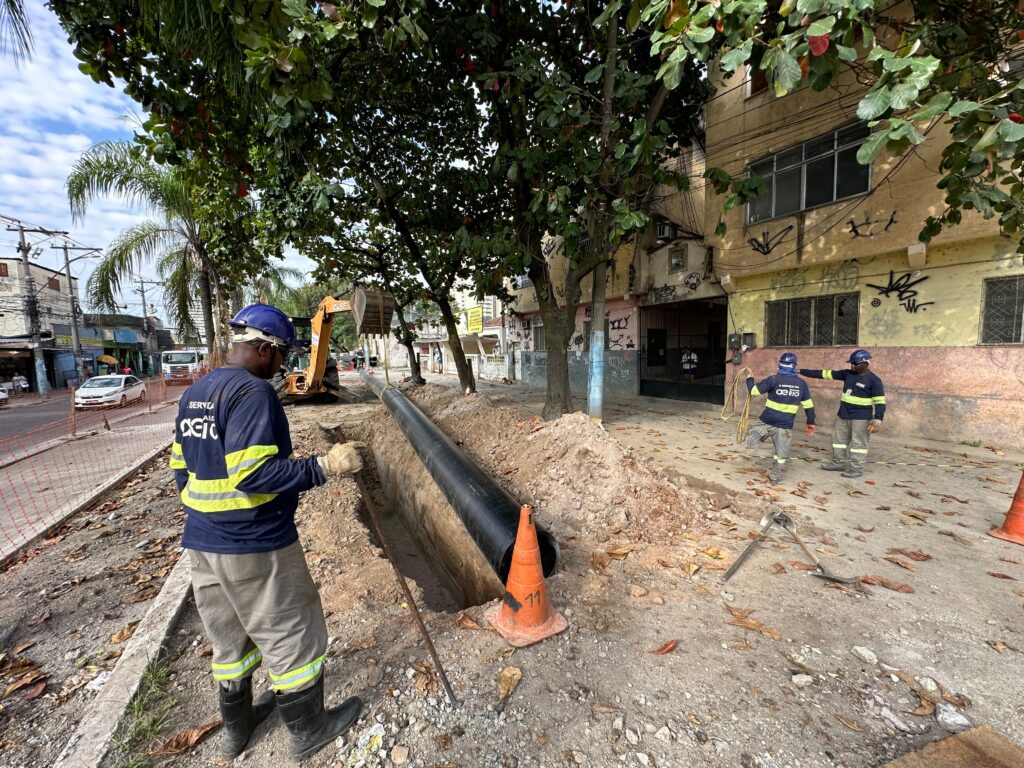 Águas do Rio inicia obra de esgoto que beneficiará 44 mil famílias em São Gonçalo