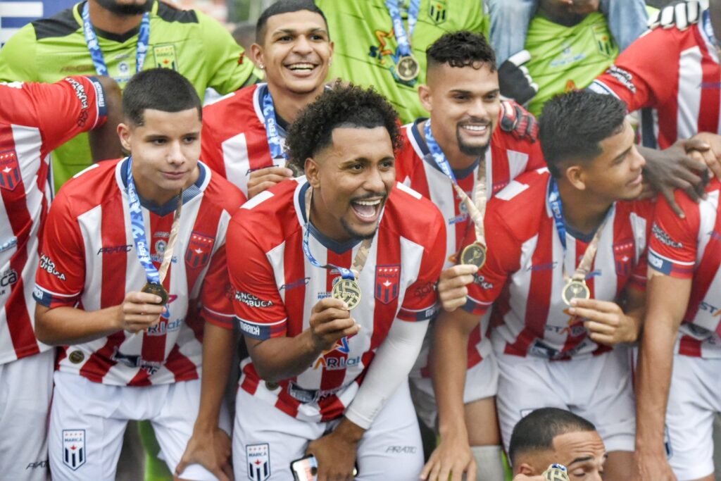 Maricá FC conquista acesso inédito à Série A do Campeonato Carioca